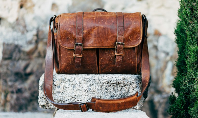 The Holdall in black bridle